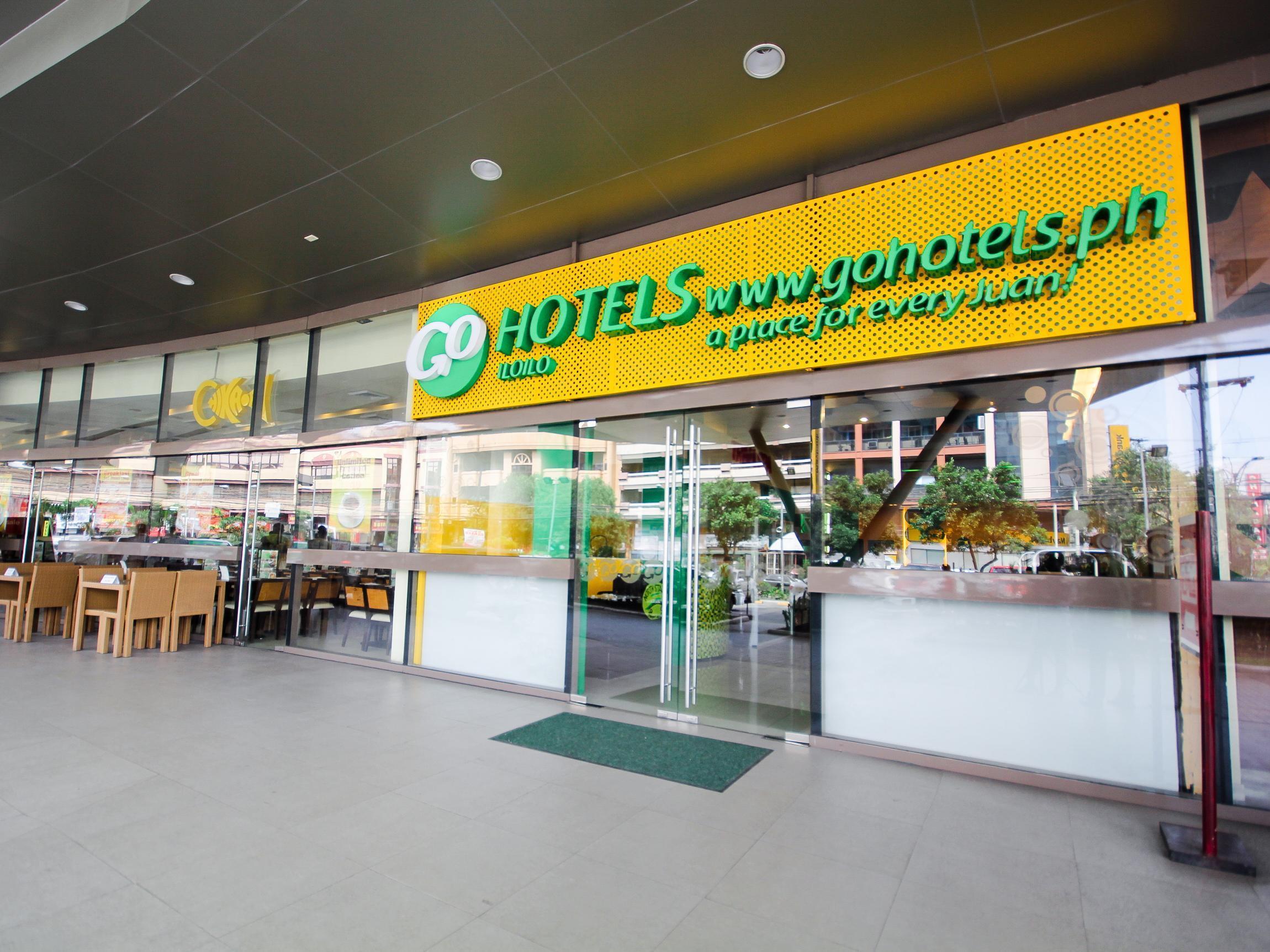 Go Hotels Iloilo Екстериор снимка