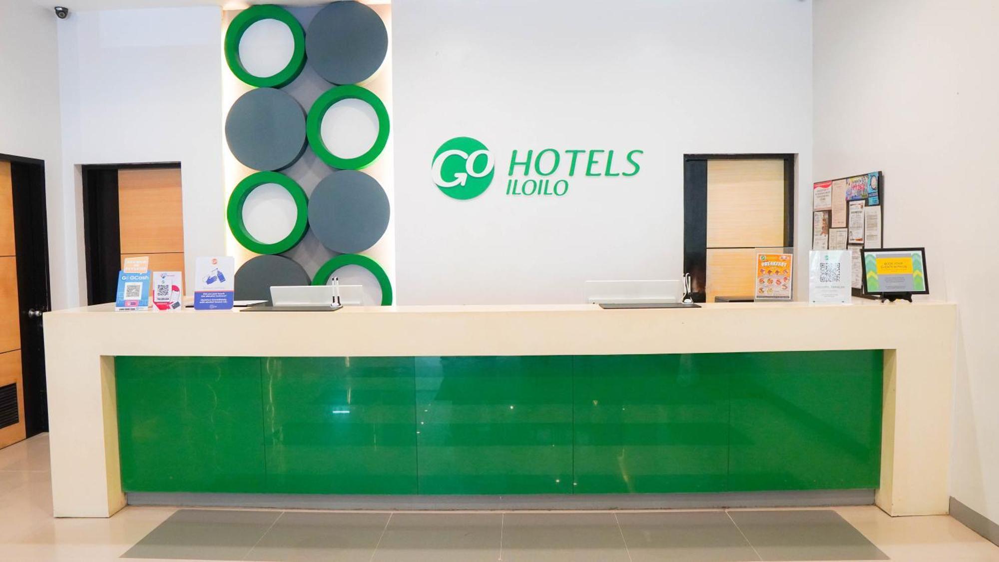 Go Hotels Iloilo Екстериор снимка