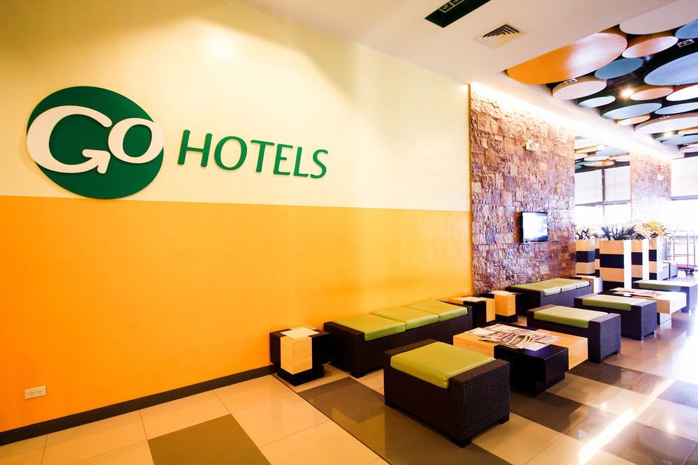 Go Hotels Iloilo Екстериор снимка